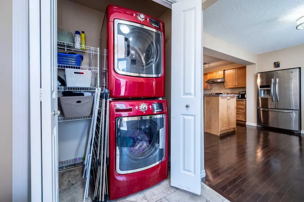 57 Skyview Point Common NE Calgary AB T3N0H1