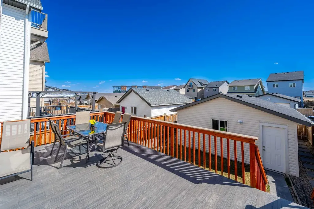 57 Skyview Point Common NE Calgary AB T3N0H1