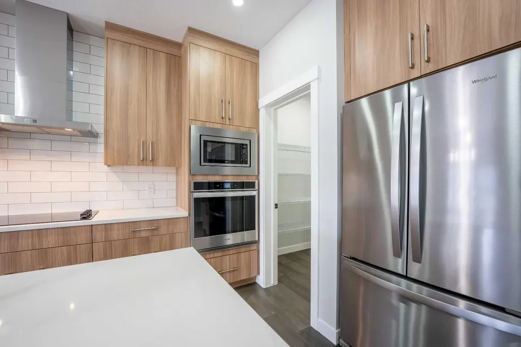 66 Baysprings Gardens SW Airdrie AB T4B 5C6