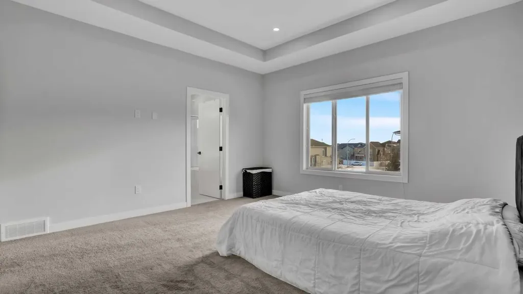 66 Baysprings Gardens SW Airdrie AB T4B 5C6