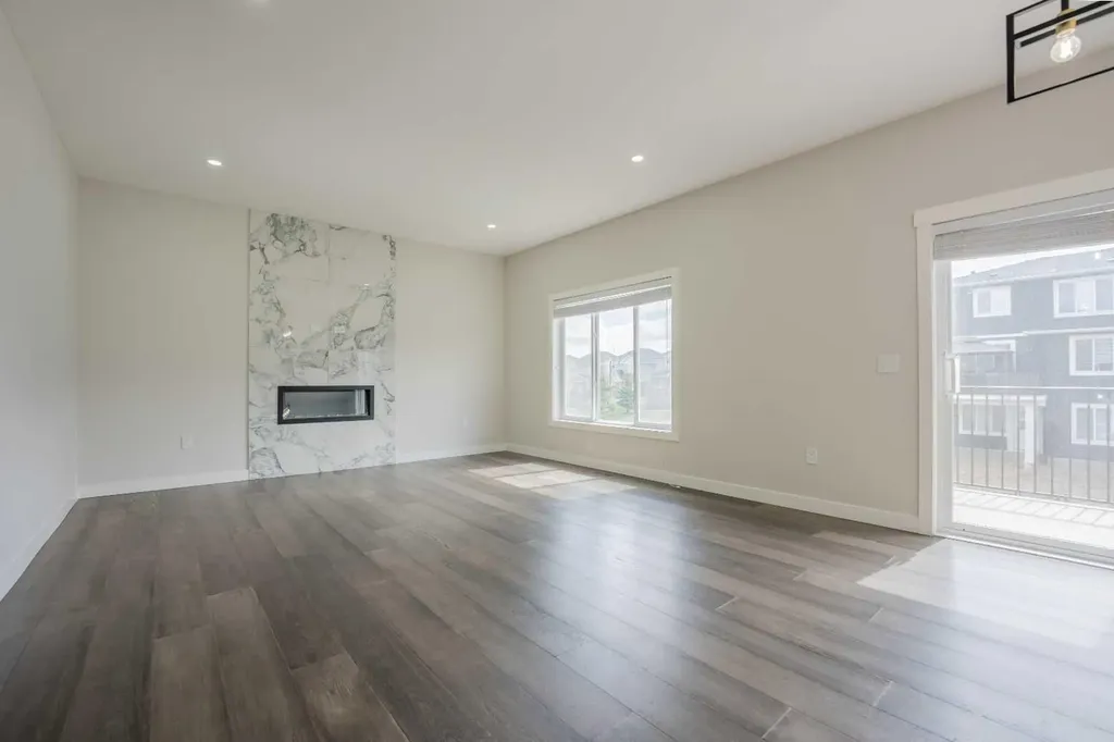66 Baysprings Gardens SW Airdrie AB T4B 5C6