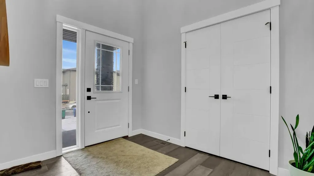 66 Baysprings Gardens SW Airdrie AB T4B 5C6