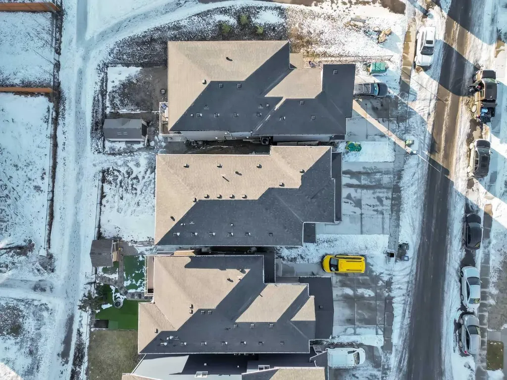 66 Baysprings Gardens SW Airdrie AB T4B 5C6