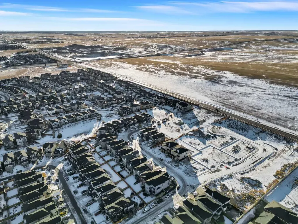 66 Baysprings Gardens SW Airdrie AB T4B 5C6