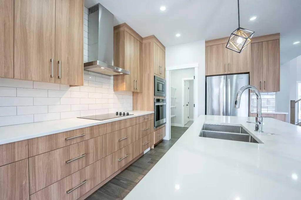 66 Baysprings Gardens SW Airdrie AB T4B 5C6
