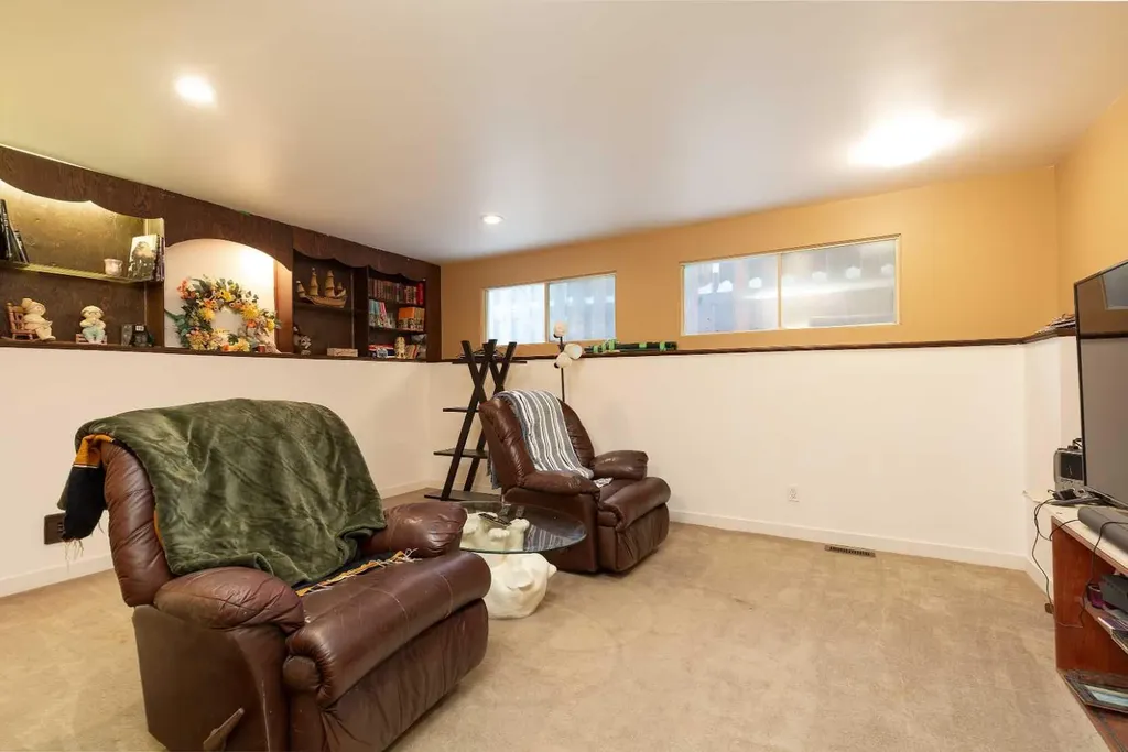 78 Pensacola Court W Lethbridge AB T1K 4R6