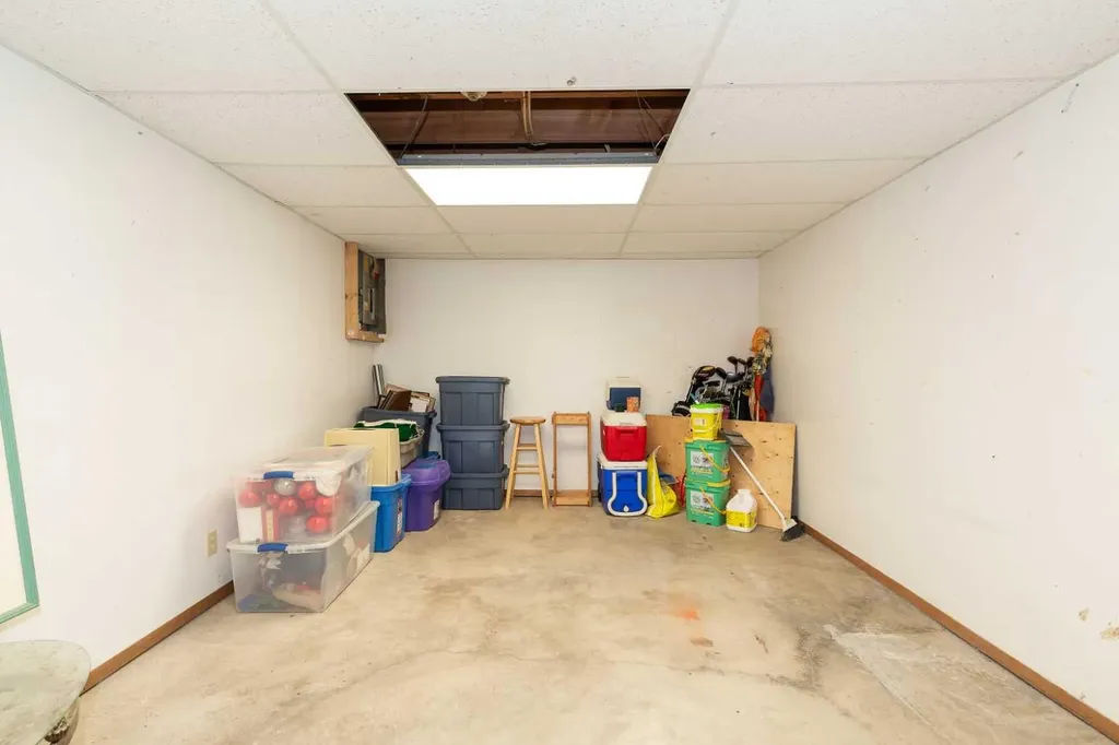 78 Pensacola Court W Lethbridge AB T1K 4R6