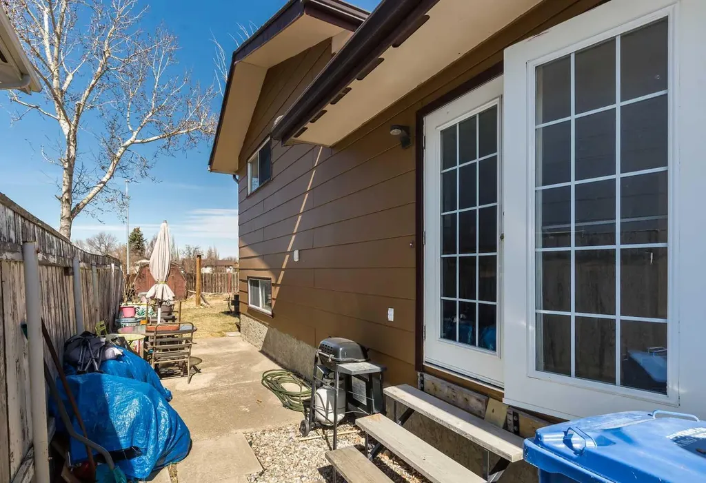 78 Pensacola Court W Lethbridge AB T1K 4R6