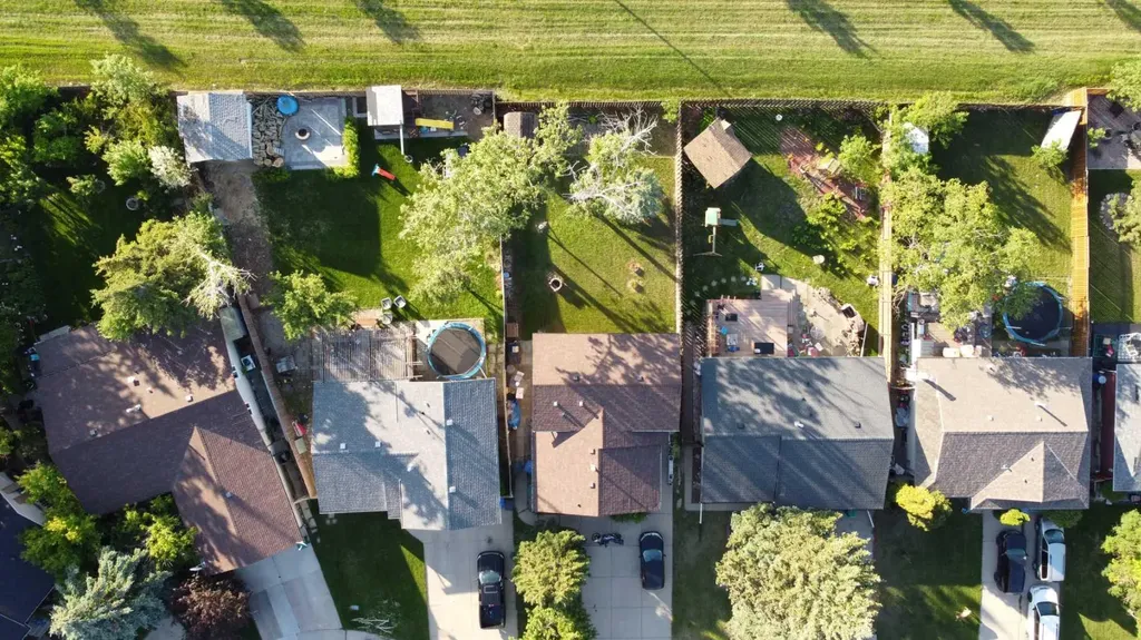 78 Pensacola Court W Lethbridge AB T1K 4R6