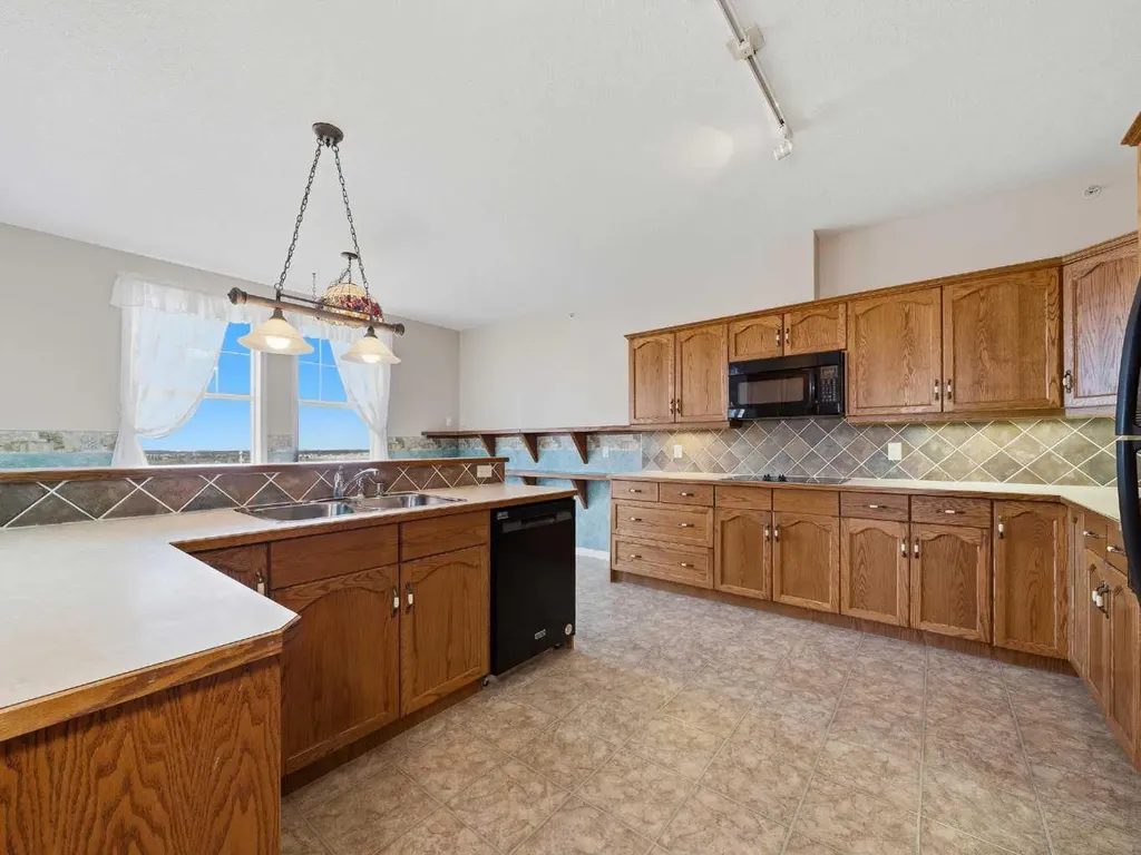 14645 6 Street SW Calgary AB T2Y 3S1