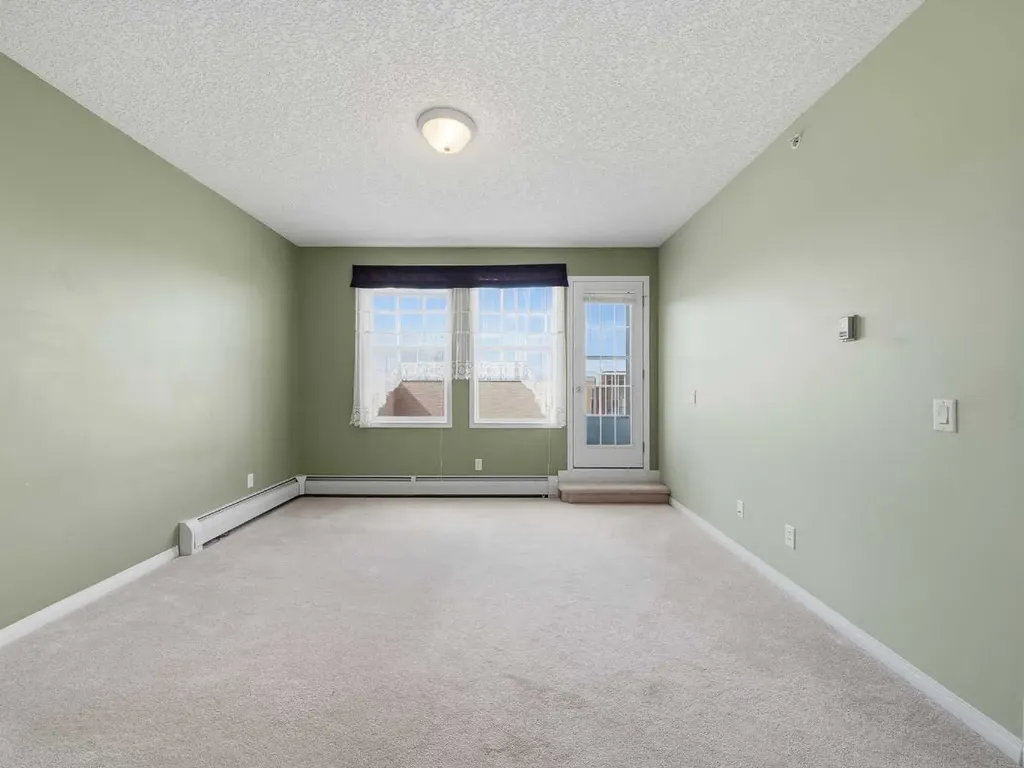 14645 6 Street SW Calgary AB T2Y 3S1