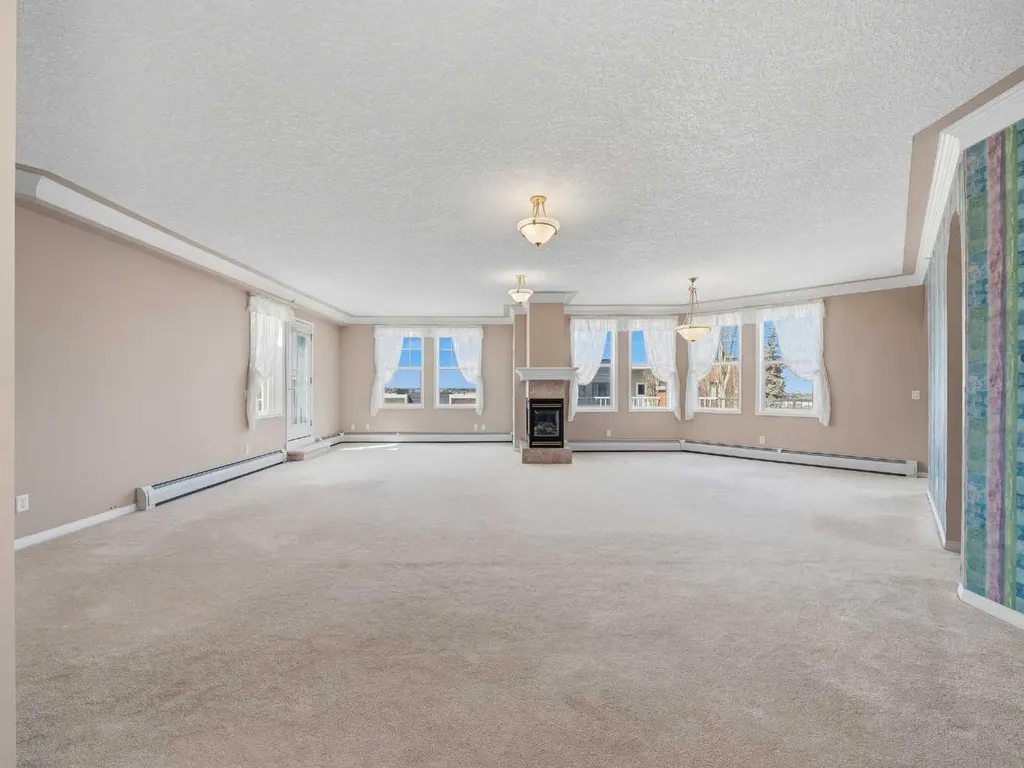 14645 6 Street SW Calgary AB T2Y 3S1