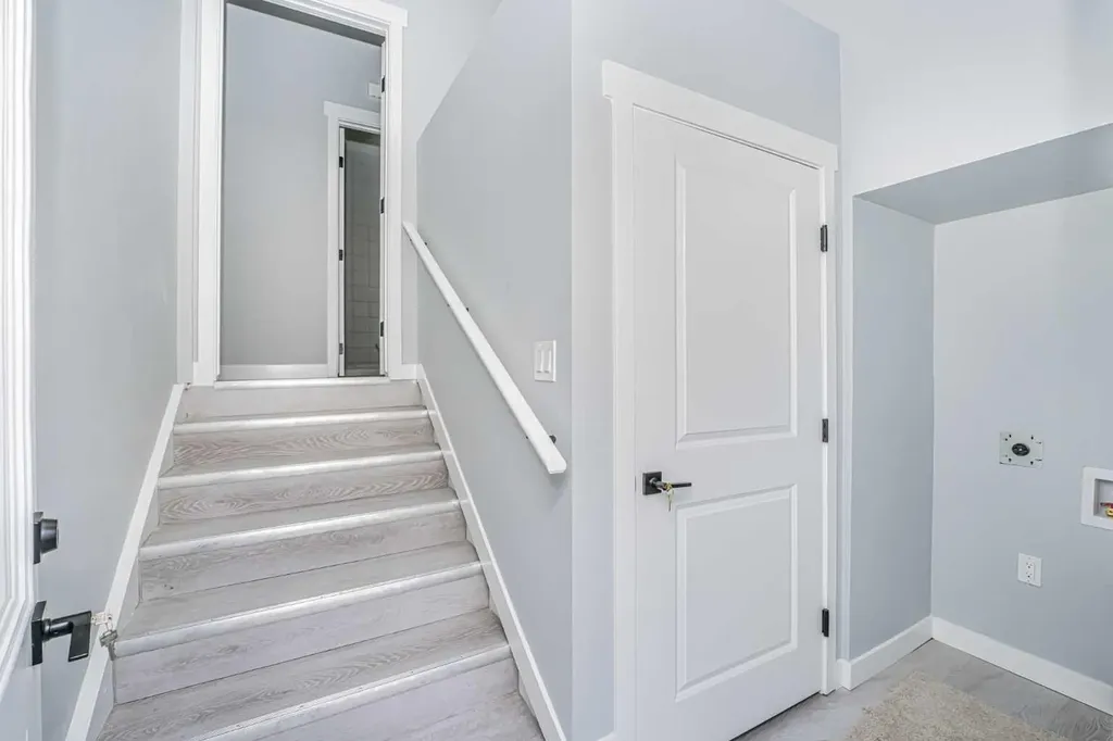 6403 Centre Street NW Calgary AB T2K 0V3
