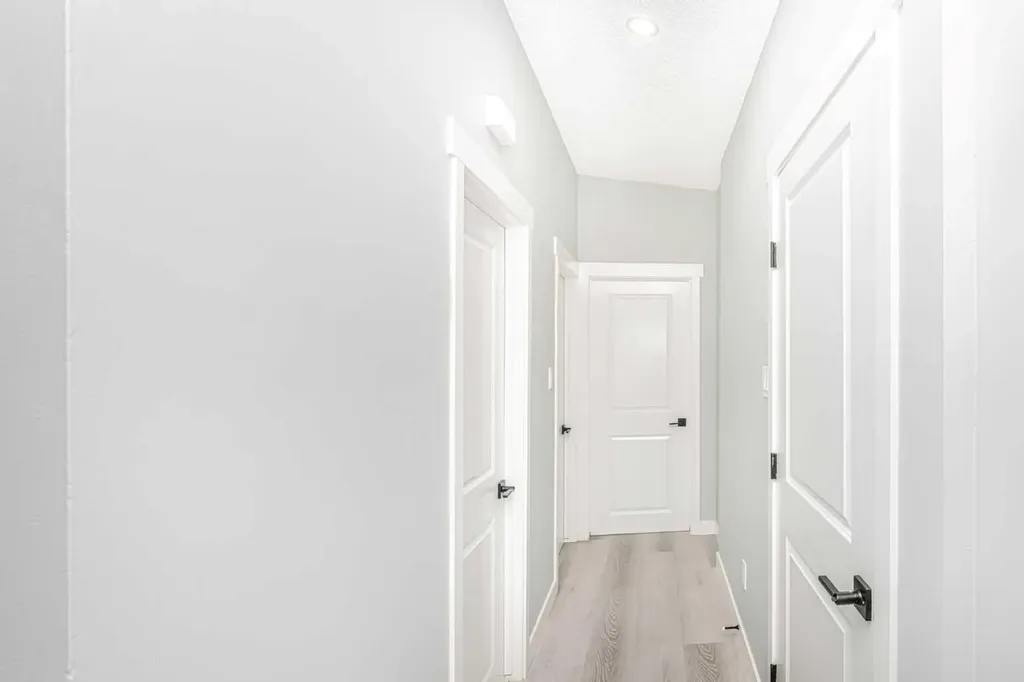 6403 Centre Street NW Calgary AB T2K 0V3