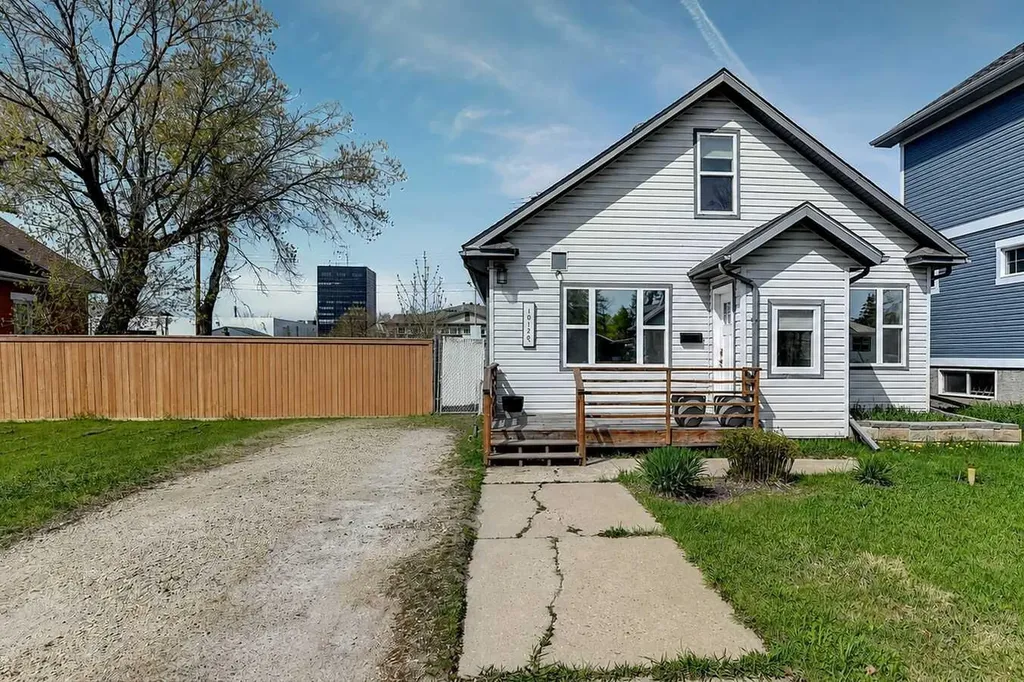 10120 96 Avenue Grande Prairie AB T8V 0M6
