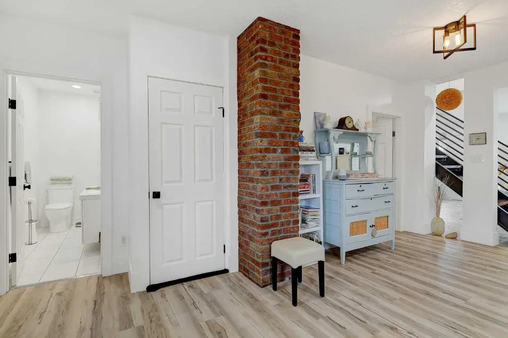10120 96 Avenue Grande Prairie AB T8V 0M6