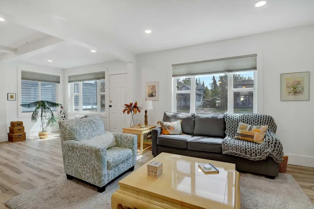 10120 96 Avenue Grande Prairie AB T8V 0M6
