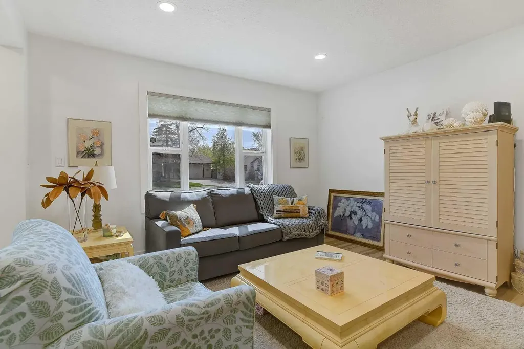 10120 96 Avenue Grande Prairie AB T8V 0M6