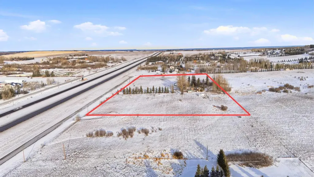 322166 17 Street E Okotoks AB T1S 7C1