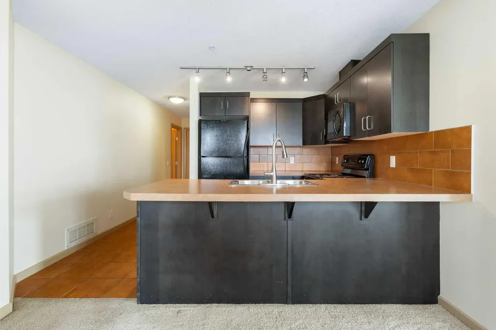 1410 1 Street SE Calgary AB T2G 5T7
