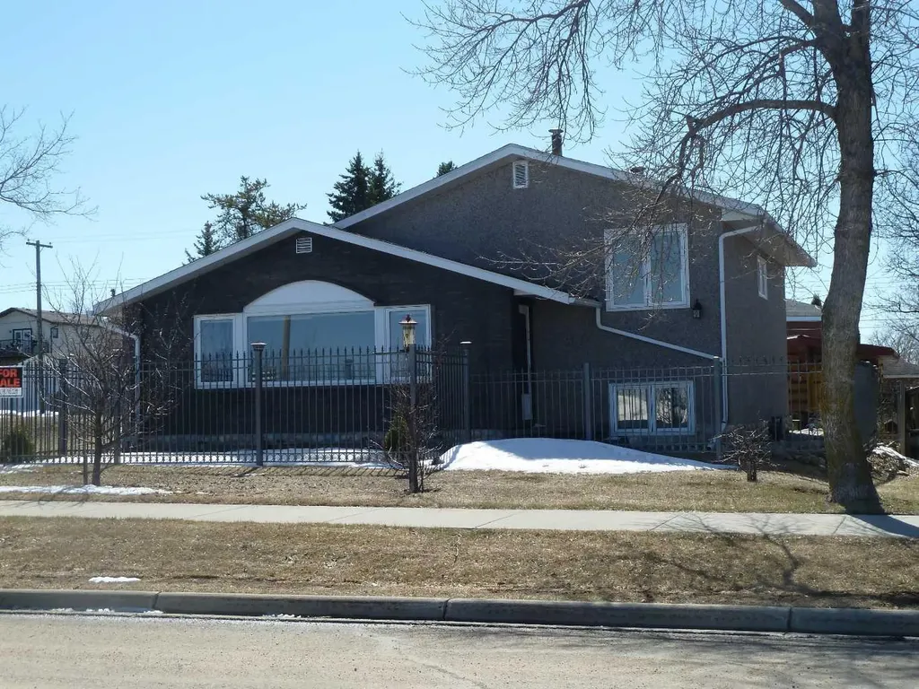 10417 Churchill Drive Lac La Biche AB T0A2C0