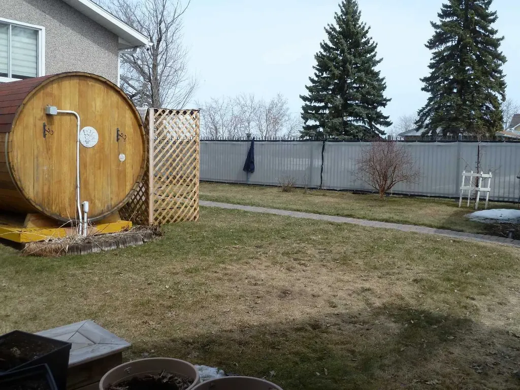 10417 Churchill Drive Lac La Biche AB T0A2C0