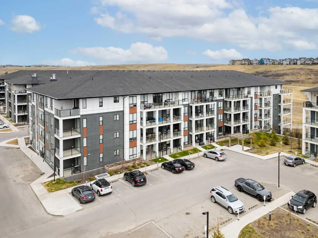 15 Sage Meadows Landing NW Calgary AB T3P 1E5