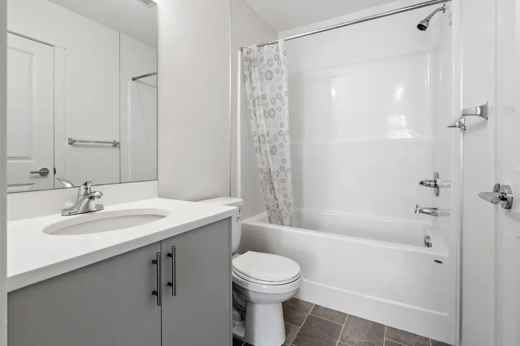 15 Sage Meadows Landing NW Calgary AB T3P 1E5