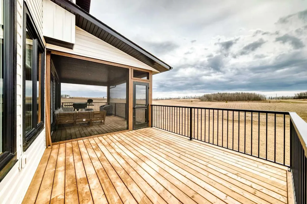 422073 Range Road 284 Rural Ponoka County AB T0C 2J0