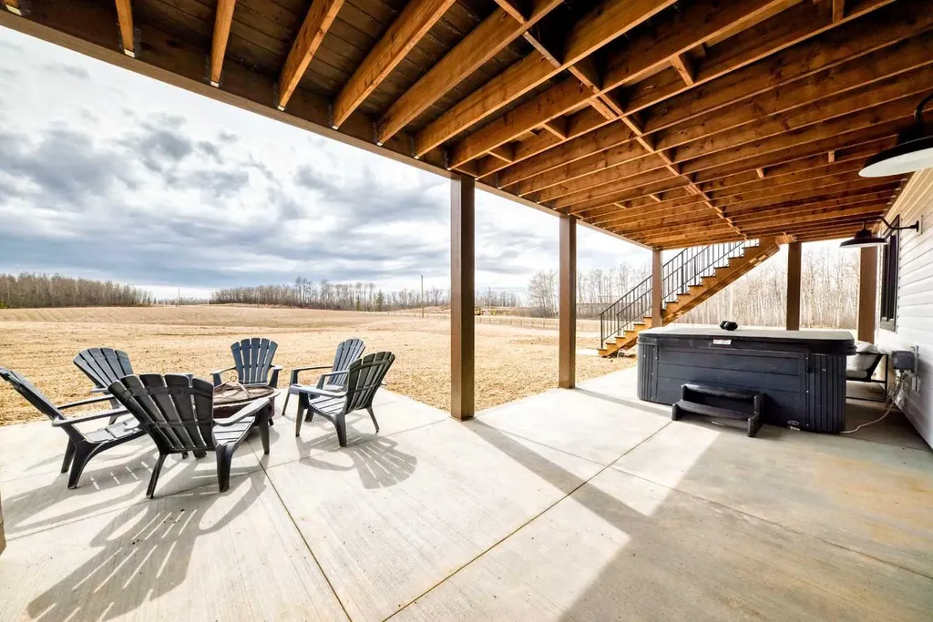 422073 Range Road 284 Rural Ponoka County AB T0C 2J0
