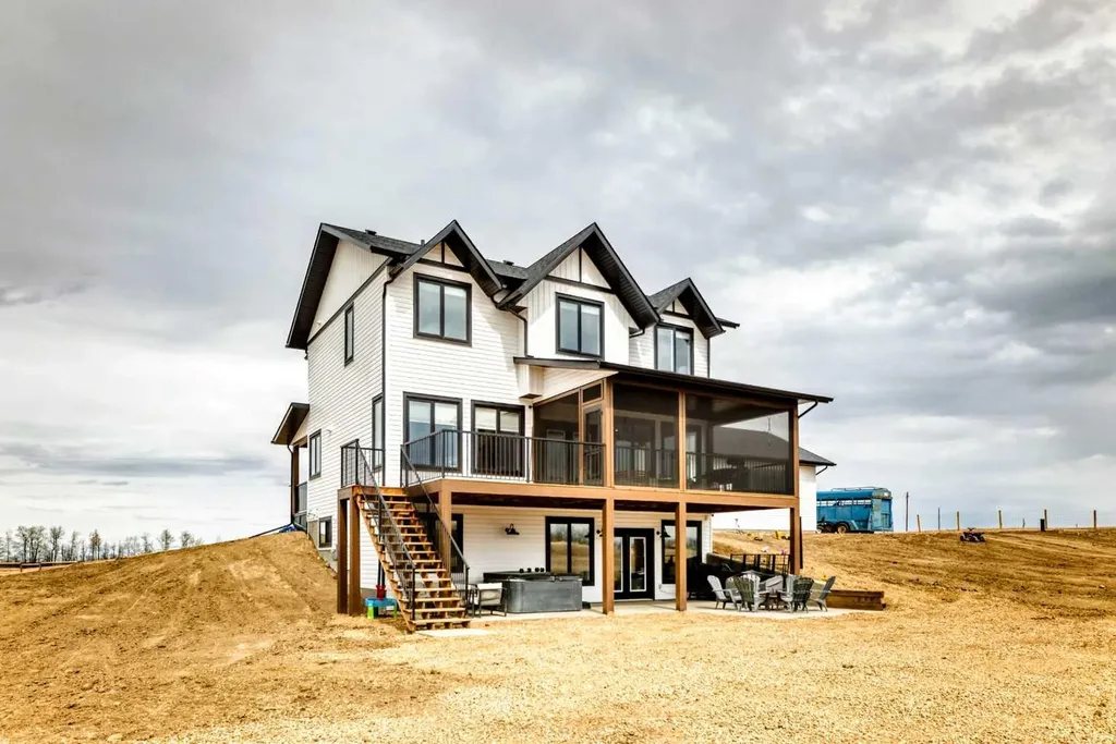 422073 Range Road 284 Rural Ponoka County AB T0C 2J0