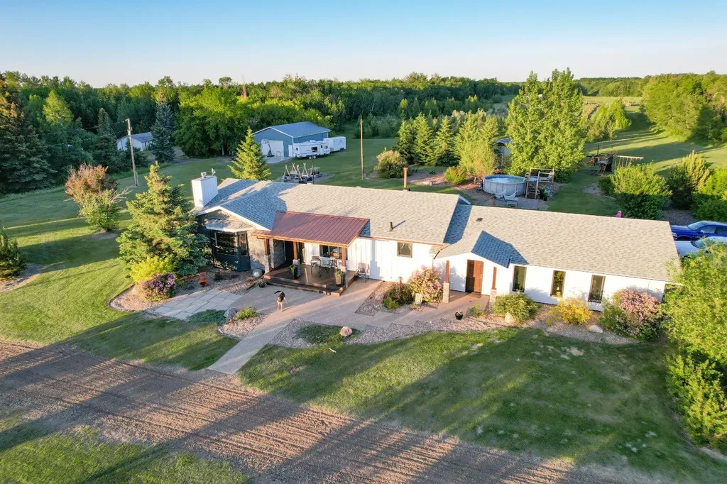 41243 Range Road 205 Rural Camrose County AB T0B 0H0