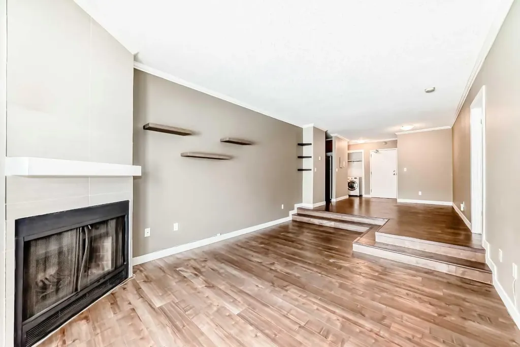 1720 13 Street SW Calgary AB T2T 3P4