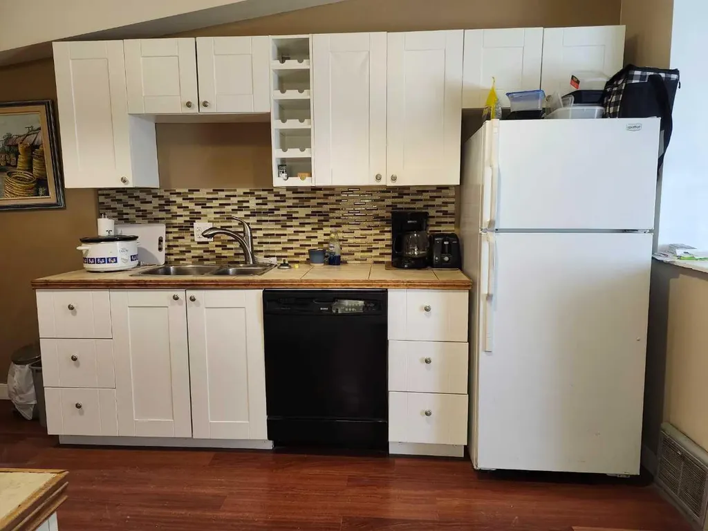 355 4 Street W Drumheller AB T0J 0Y3