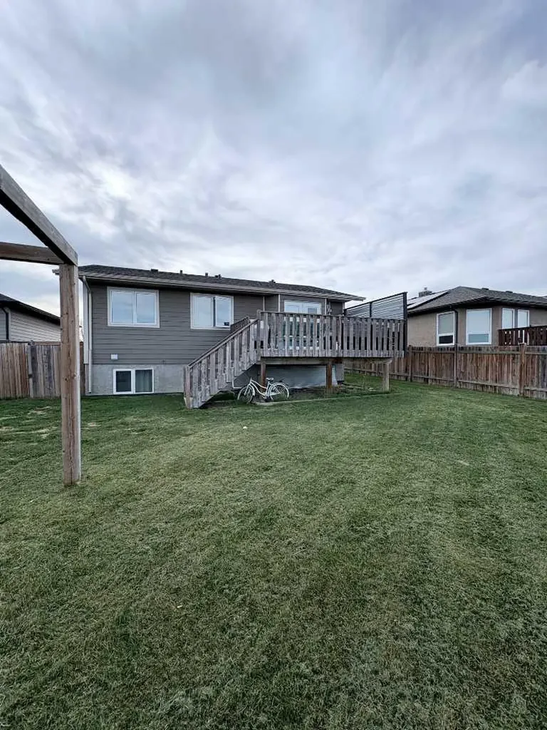 702 2 Street E Cardston AB T0K 0K0