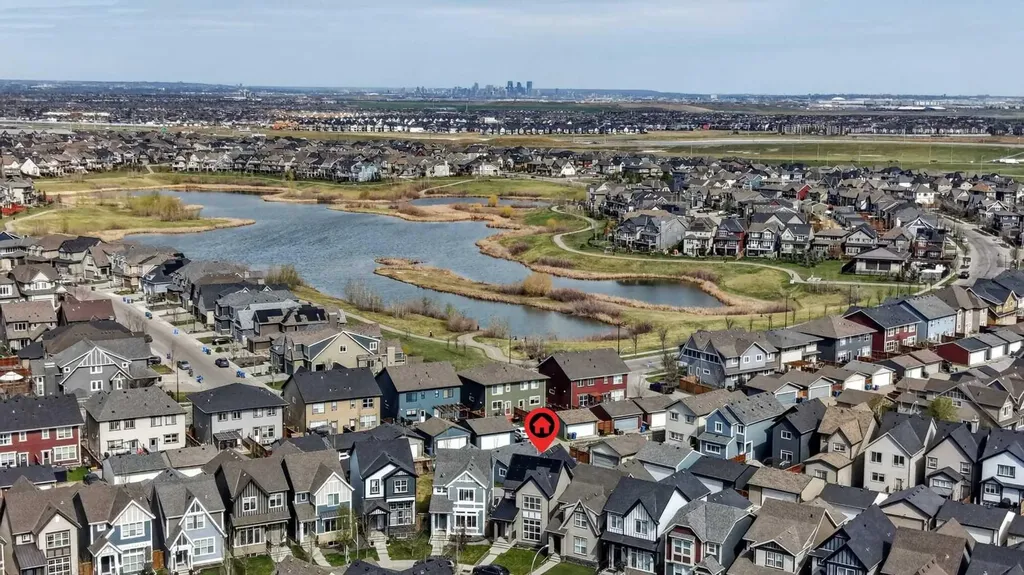 64 Masters Link SE Calgary AB T3M 2N2