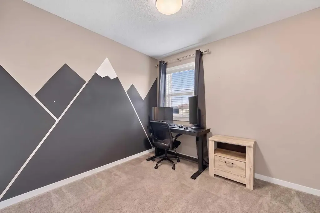 64 Masters Link SE Calgary AB T3M 2N2