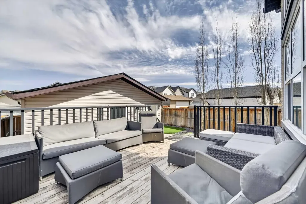 64 Masters Link SE Calgary AB T3M 2N2