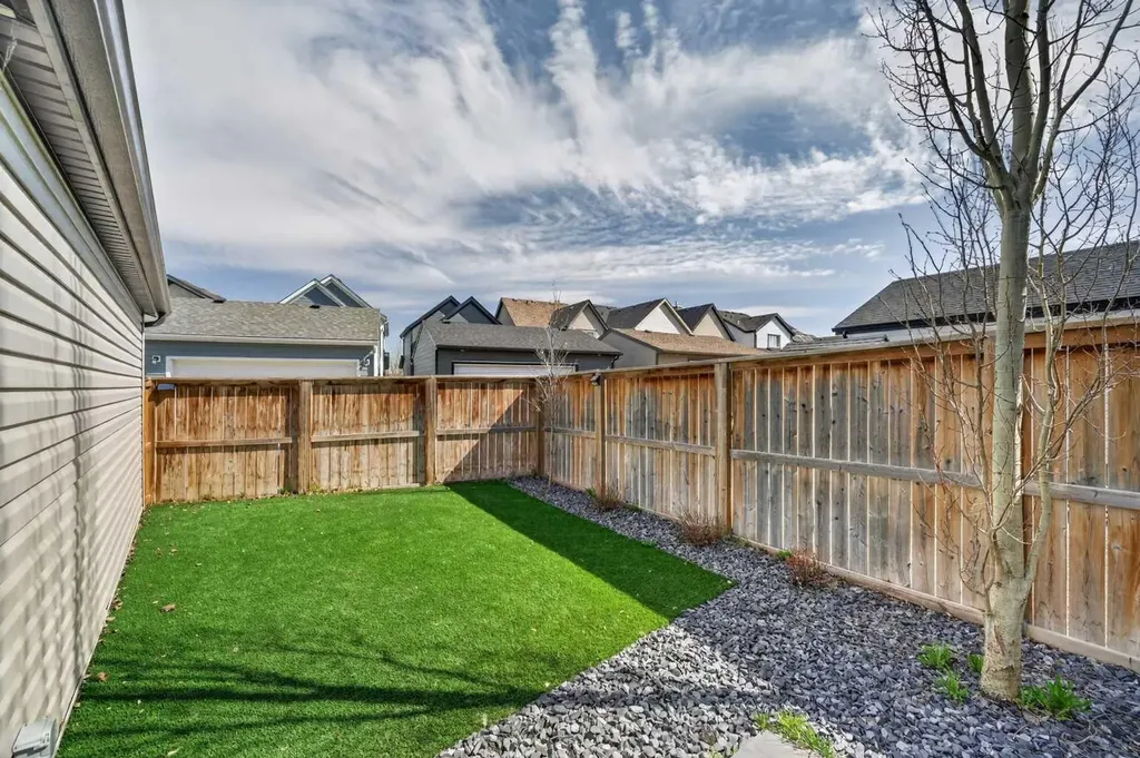 64 Masters Link SE Calgary AB T3M 2N2