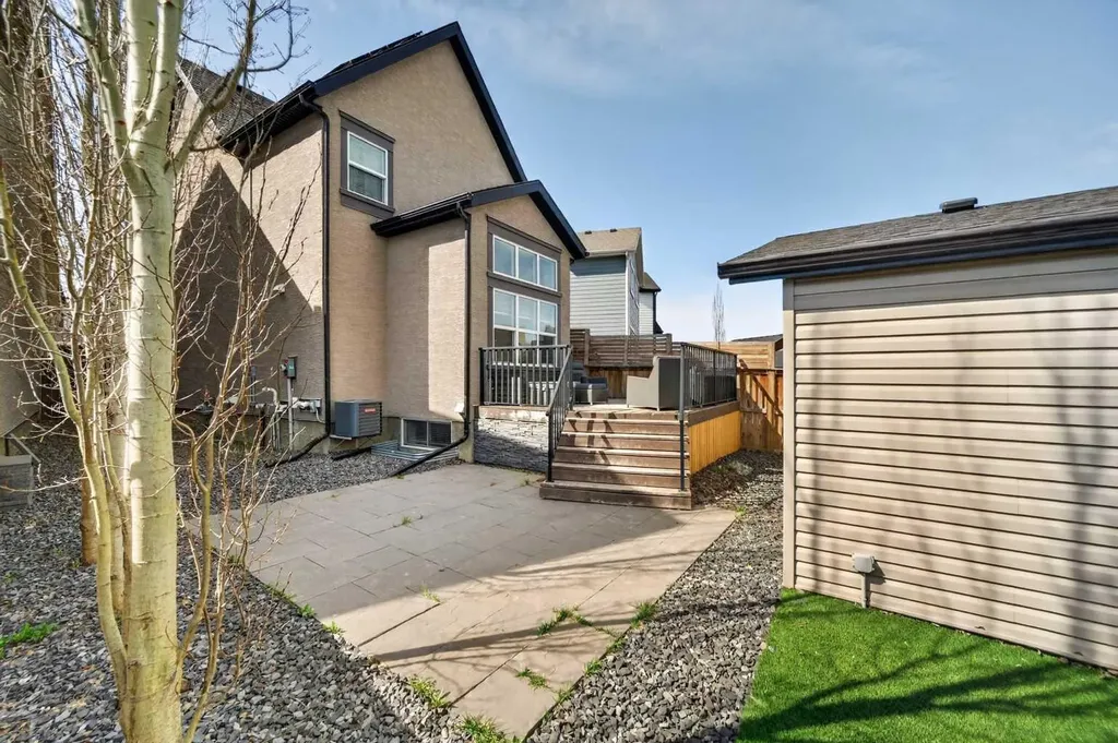64 Masters Link SE Calgary AB T3M 2N2