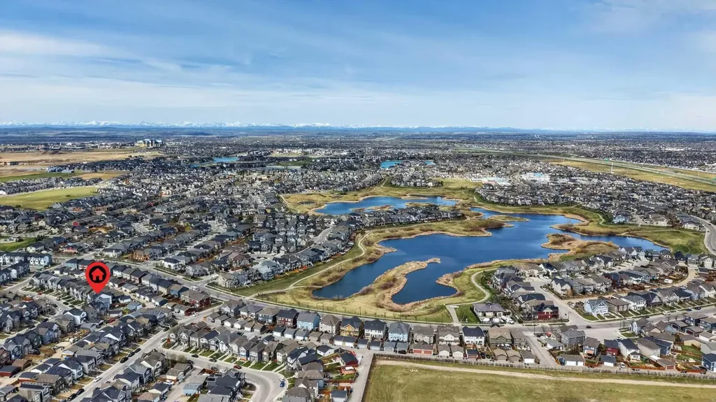 64 Masters Link SE Calgary AB T3M 2N2