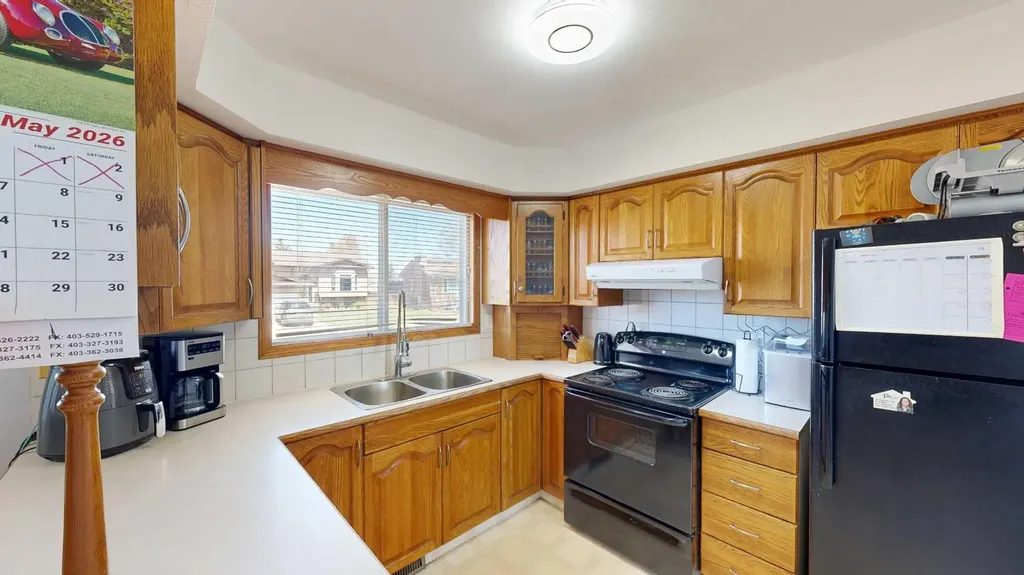 2119 17a Avenue Coaldale AB T1M 1K3