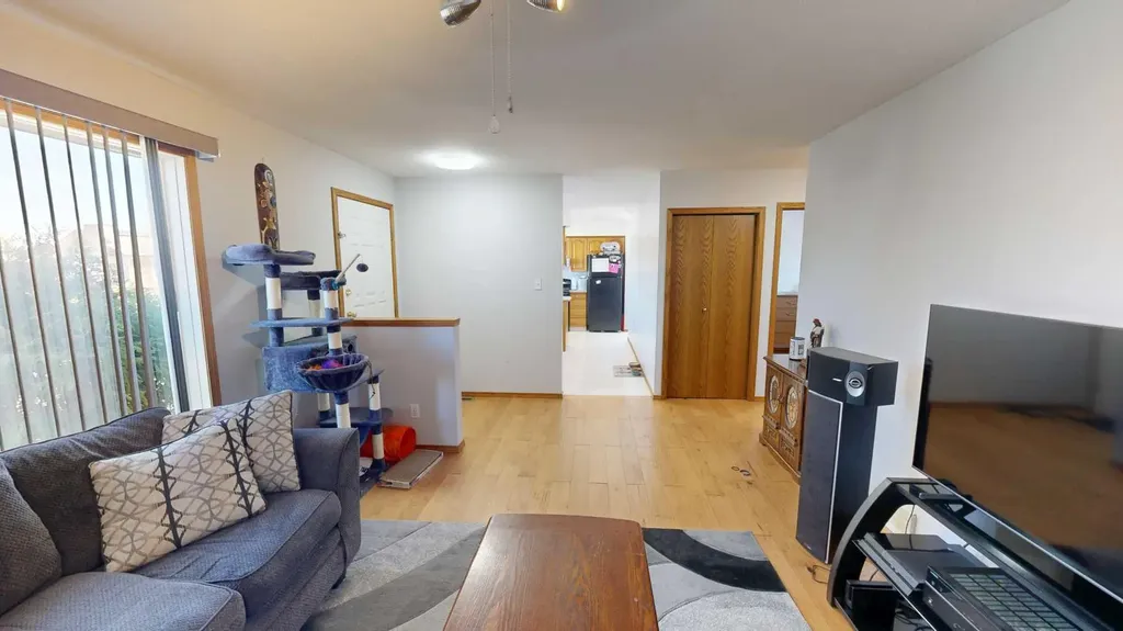 2119 17a Avenue Coaldale AB T1M 1K3