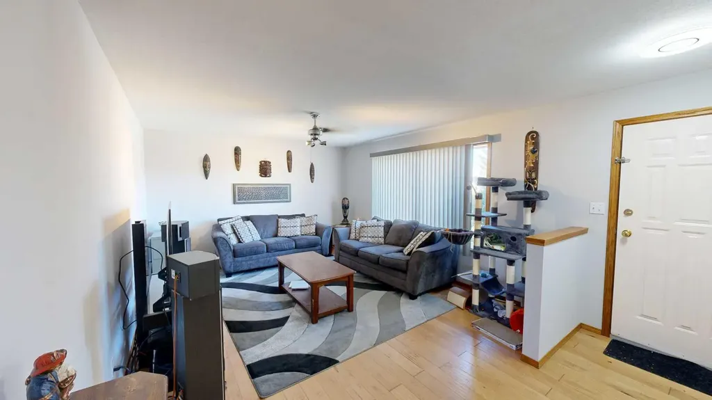 2119 17a Avenue Coaldale AB T1M 1K3