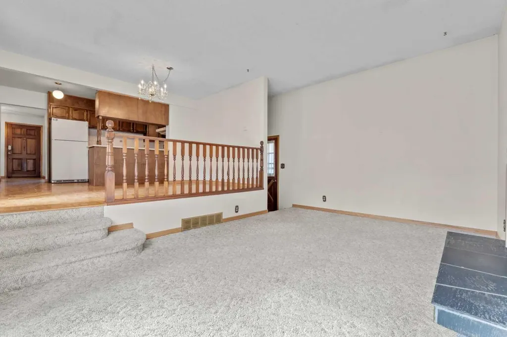 5220 Grove Hill Road SW Calgary AB T3E 4G6