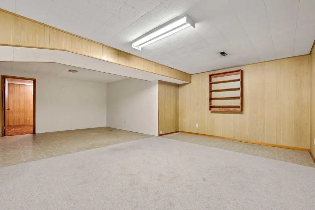 5220 Grove Hill Road SW Calgary AB T3E 4G6