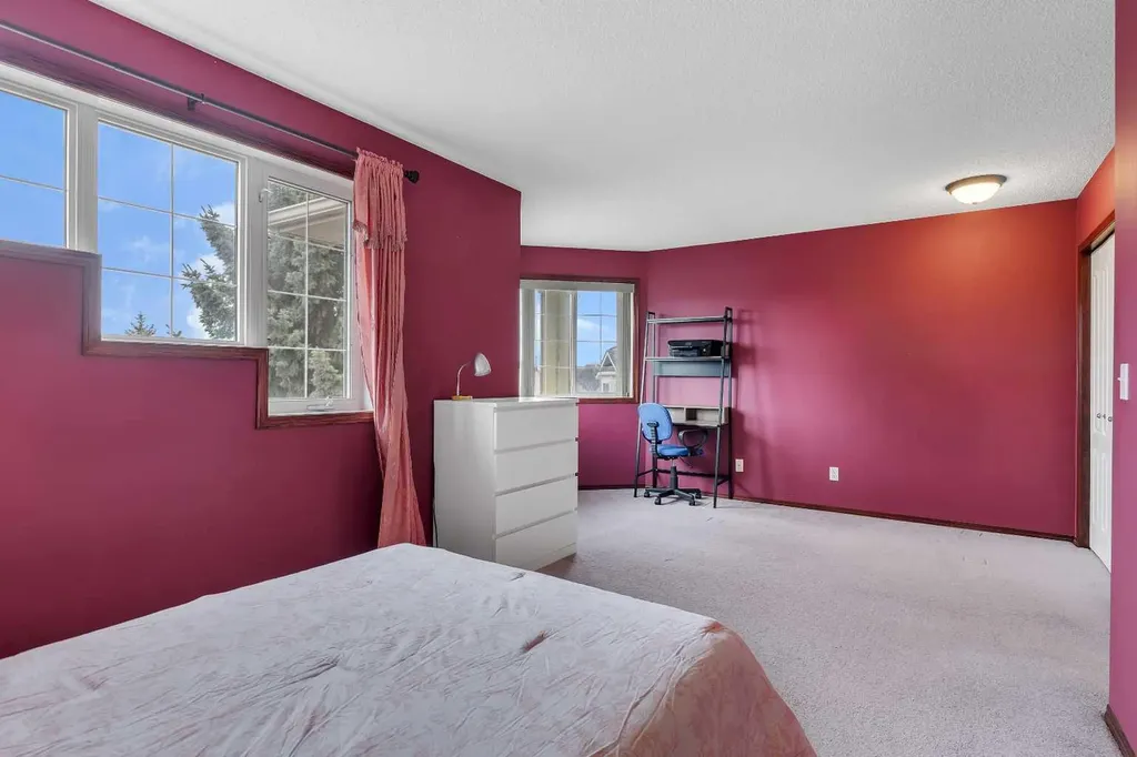 47 Carmel Close NE Calgary AB T1Y 6Z3