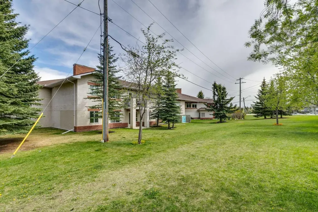 550 Prominence Rise SW Calgary AB T3H5J1