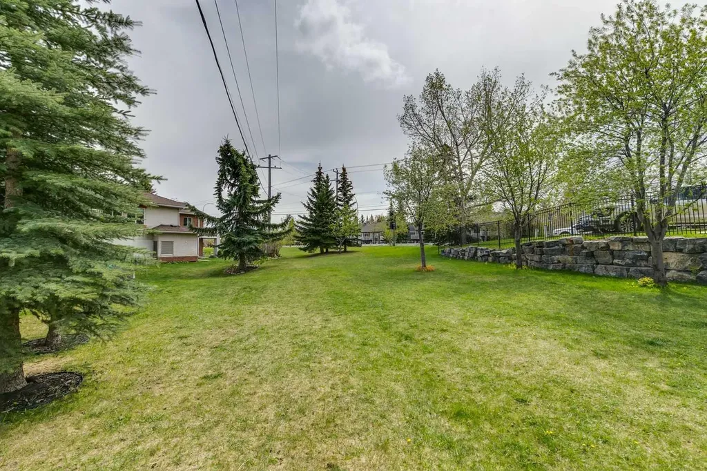 550 Prominence Rise SW Calgary AB T3H5J1