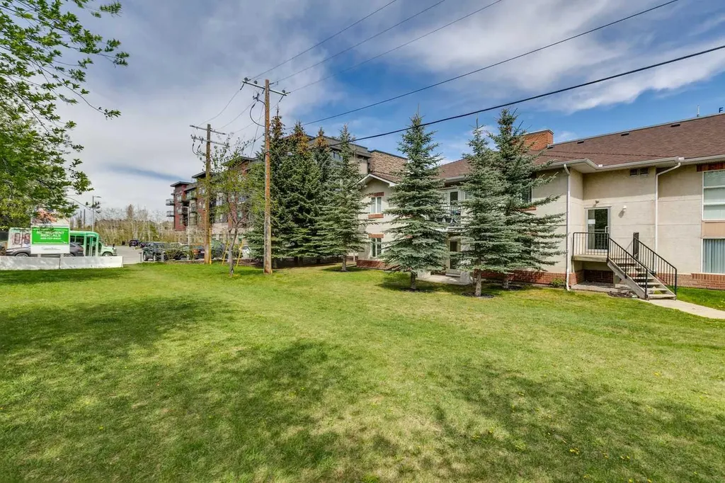 550 Prominence Rise SW Calgary AB T3H5J1